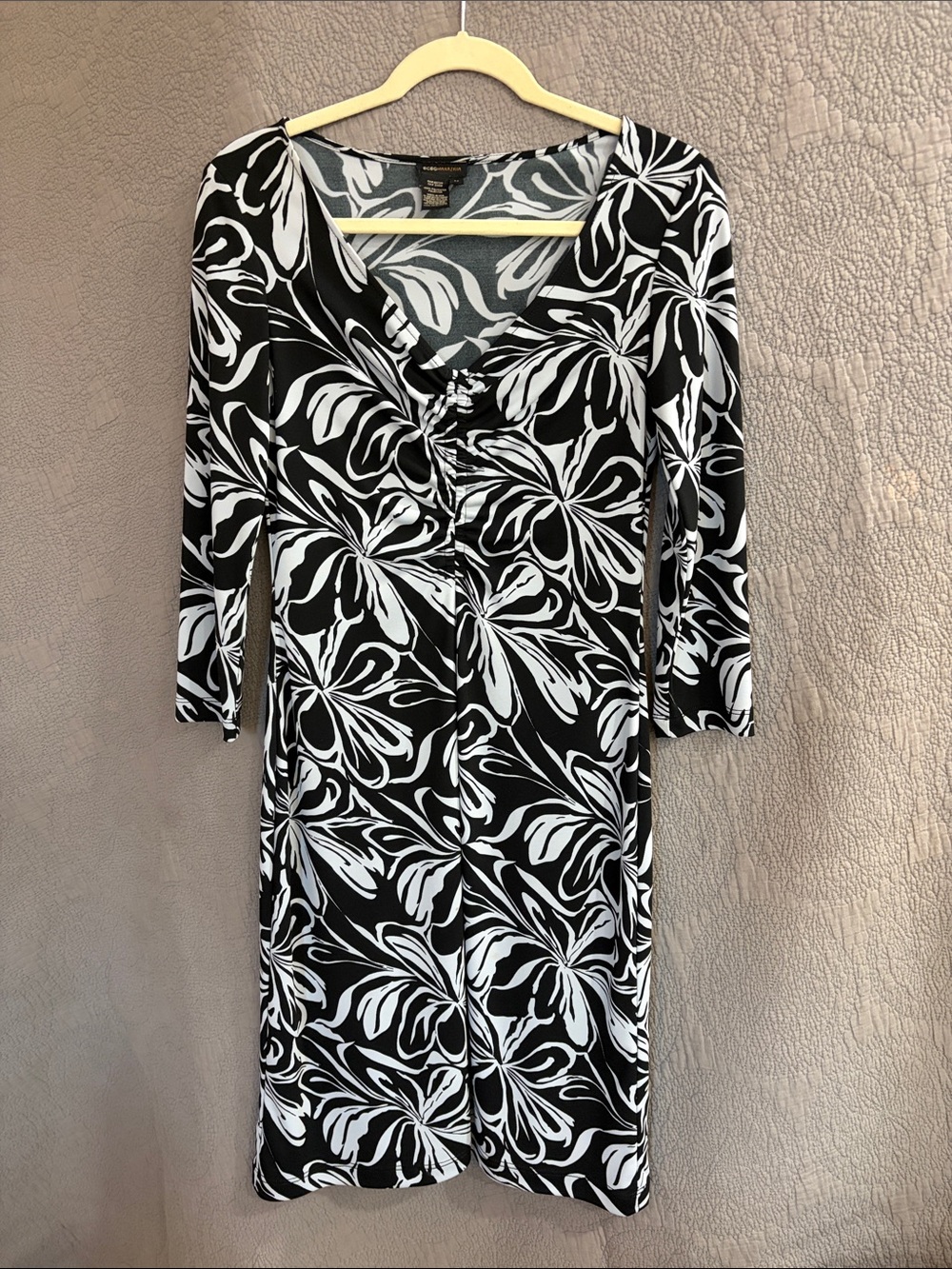 BCBGeneration Black and White Floral V-Neck Long Sleeve Dress